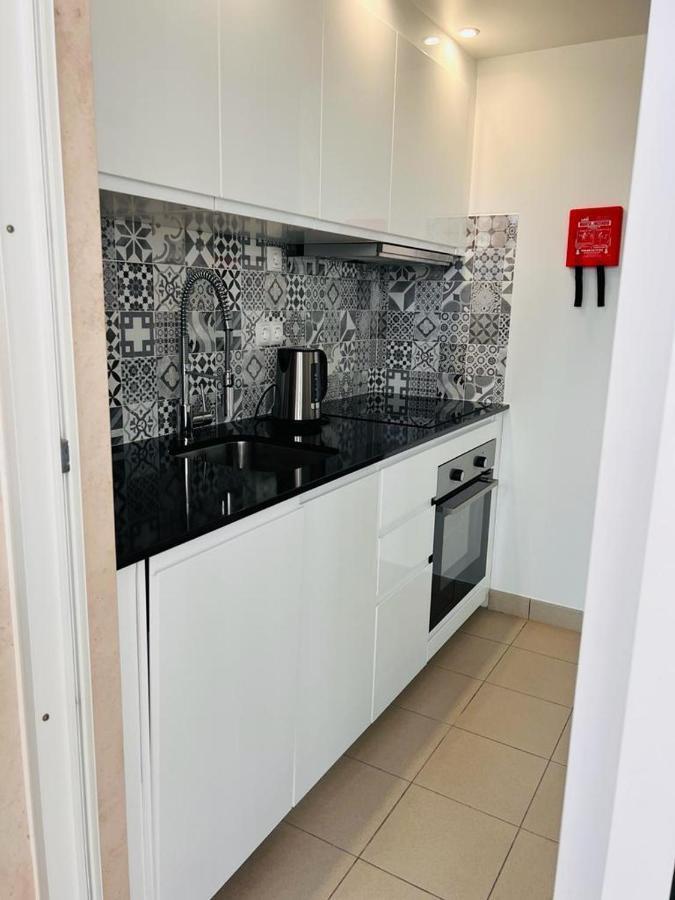 Angies Marina Apartment, Includes 2 Free Passes For The Marina Pool Lagos Kültér fotó