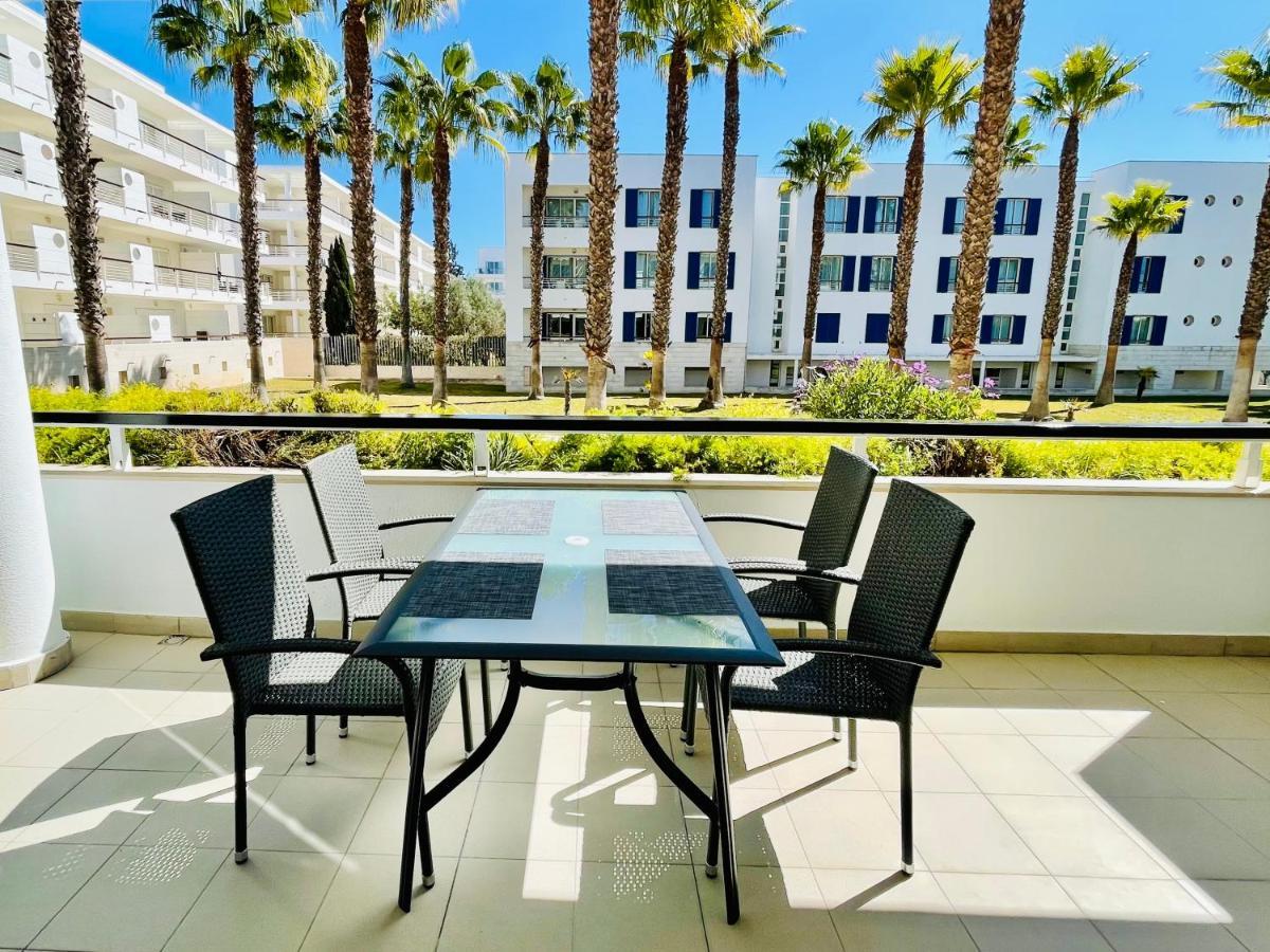 Angies Marina Apartment, Includes 2 Free Passes For The Marina Pool Lagos Kültér fotó