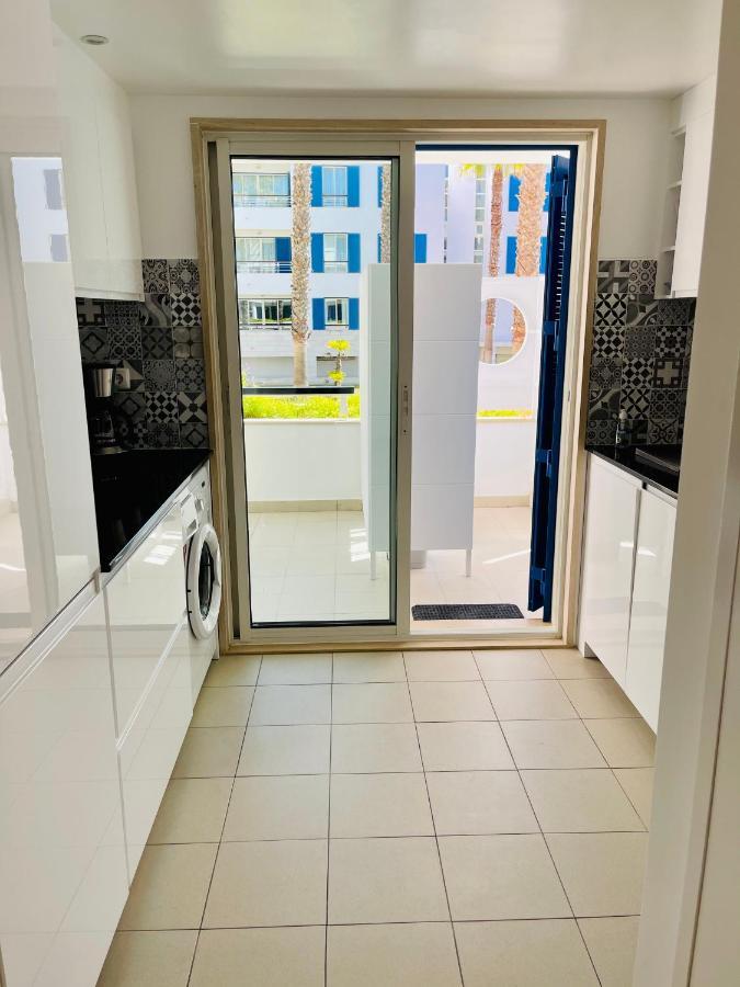 Angies Marina Apartment, Includes 2 Free Passes For The Marina Pool Lagos Kültér fotó