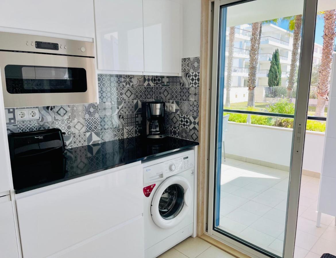 Angies Marina Apartment, Includes 2 Free Passes For The Marina Pool Lagos Kültér fotó