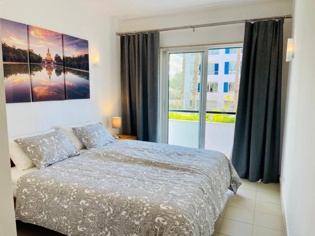 Angies Marina Apartment, Includes 2 Free Passes For The Marina Pool Lagos Kültér fotó