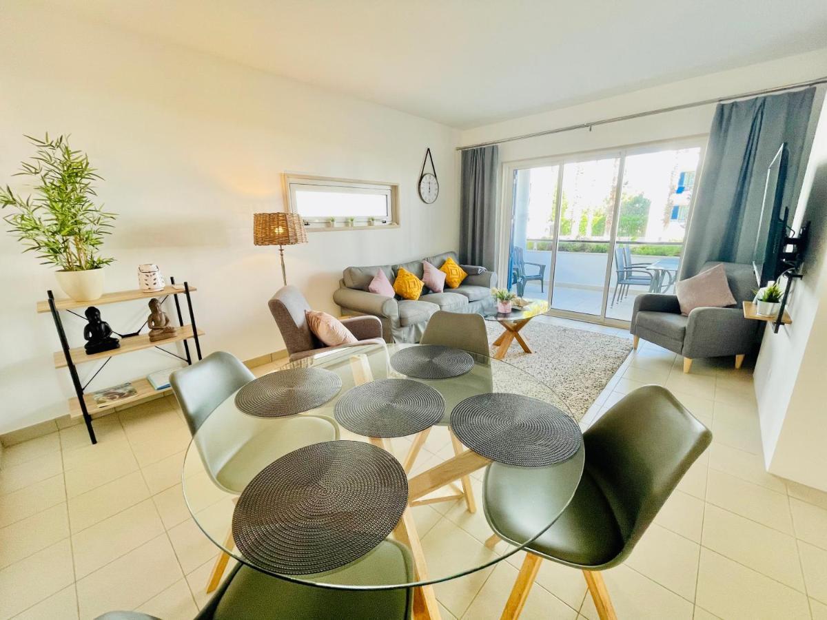 Angies Marina Apartment, Includes 2 Free Passes For The Marina Pool Lagos Kültér fotó